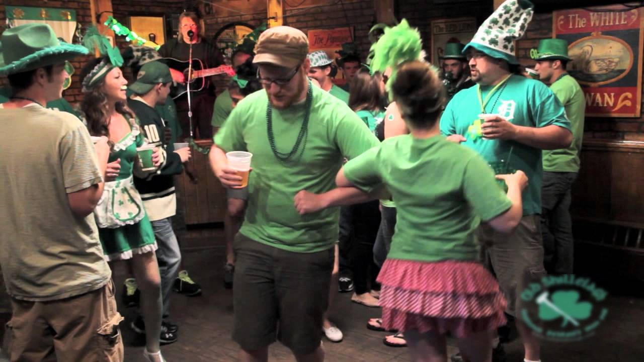 Dancing on St Patrick's Day in Thailand