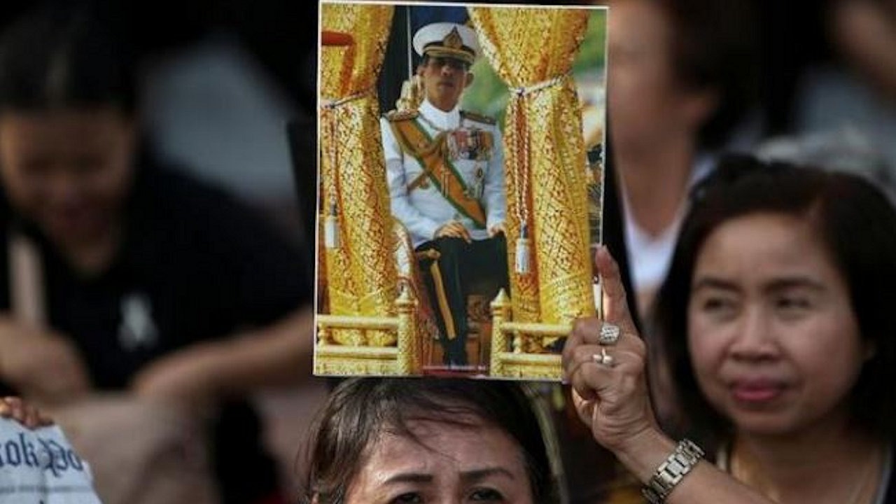 Respecting the new king of thailand